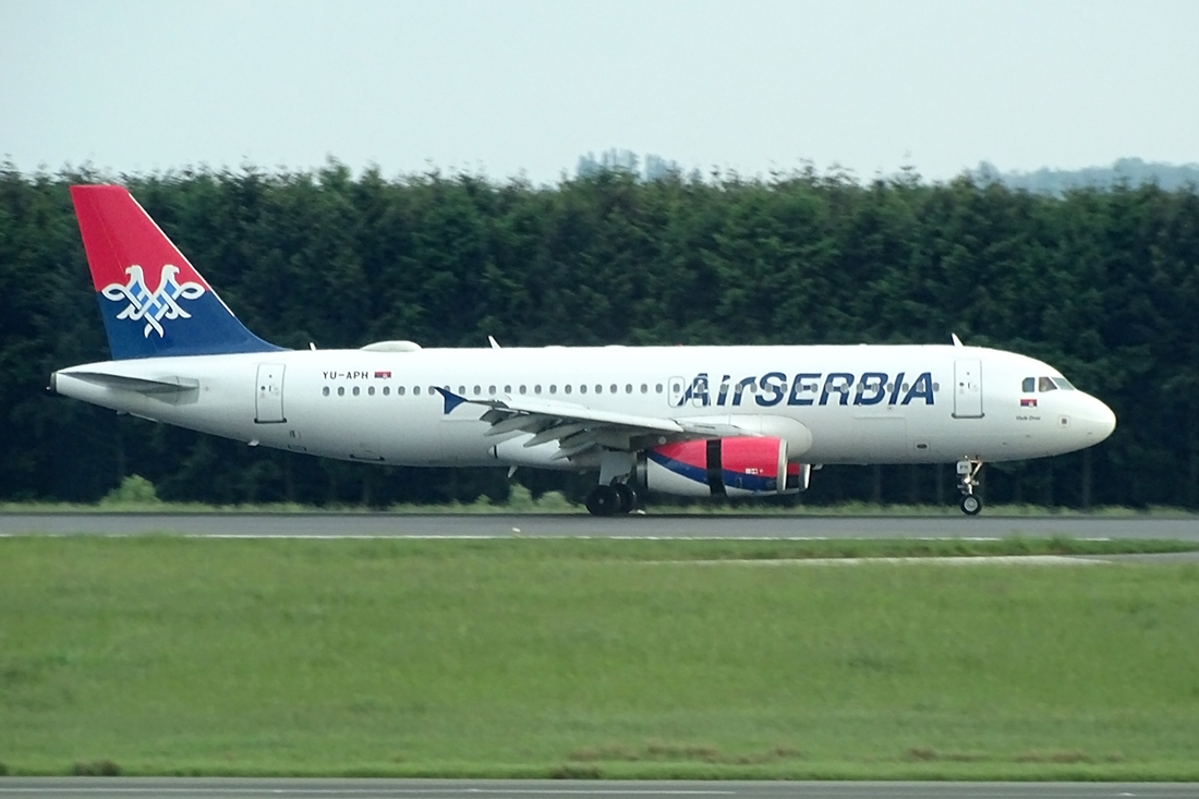 YU-APH (cn 2645) Airbus A320-232