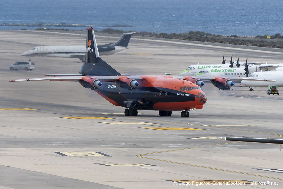 UR-CKM (02348207) 1972 Antonov An-12BP