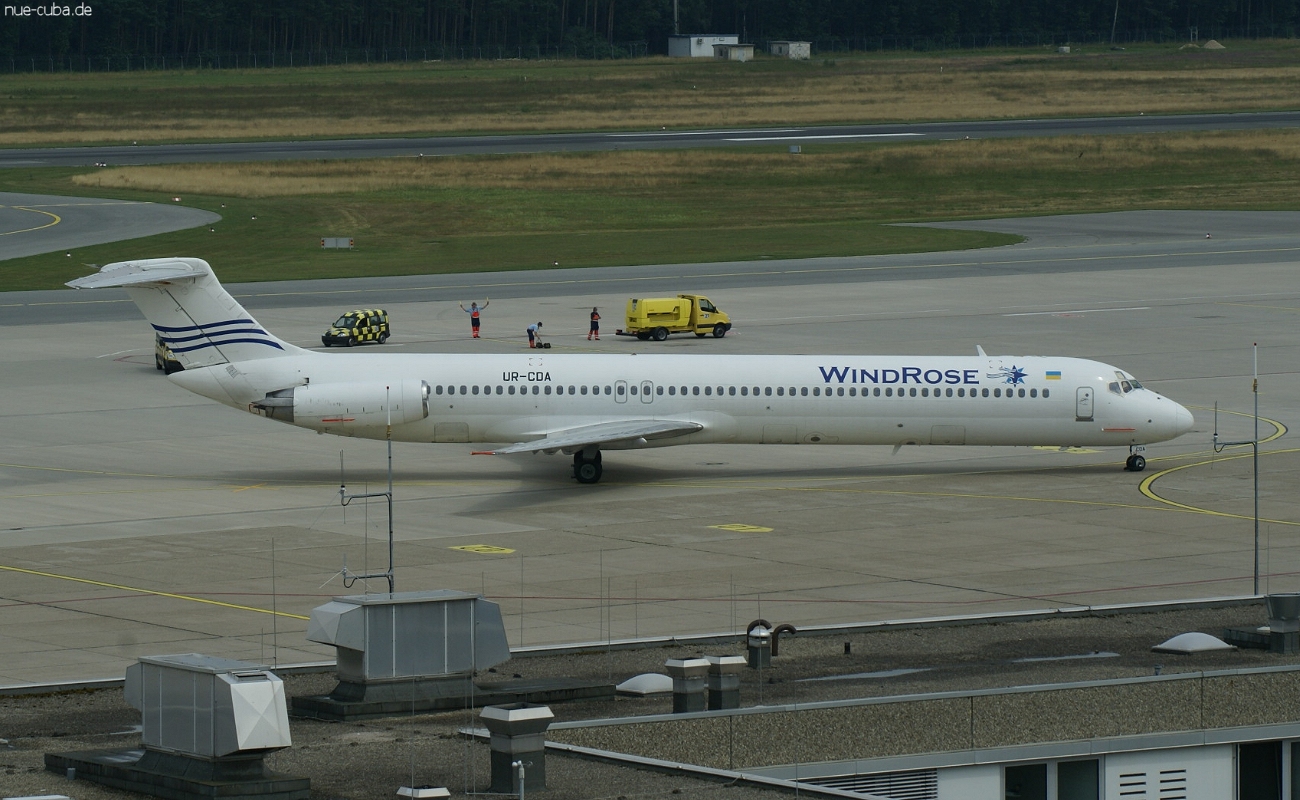UR-CDA · McDonnell Douglas MD-82 · (NUE / EDDN)