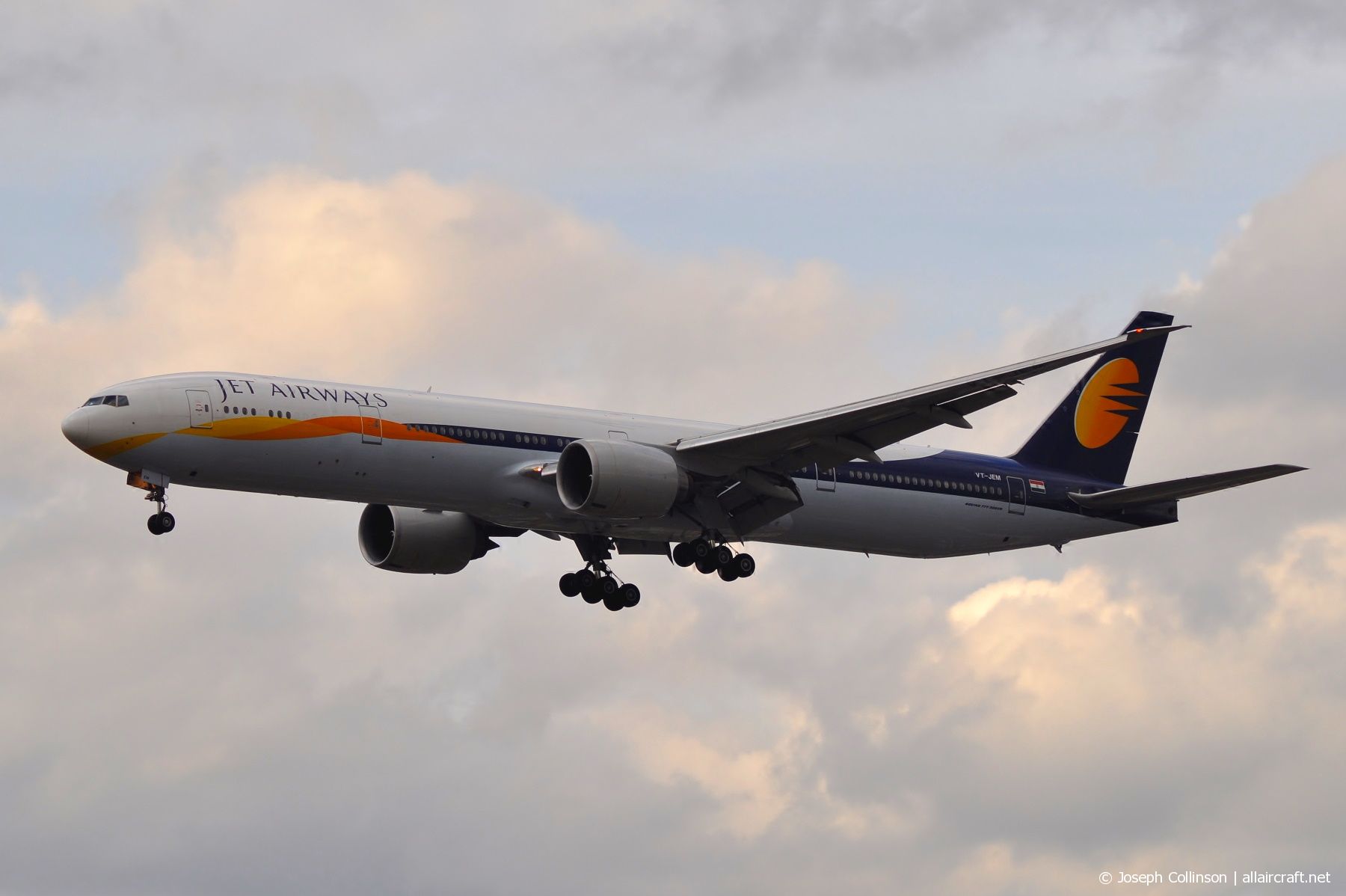 VT-JEM (35162) 2007 Boeing 777-35R(ER)