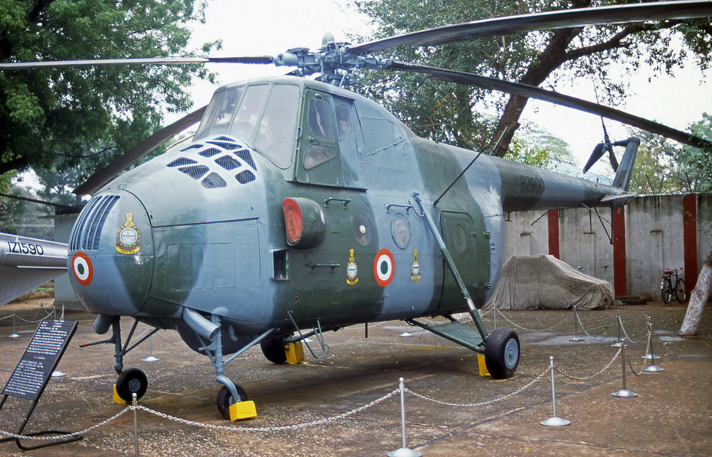 BZ900 Mil Mi-4A