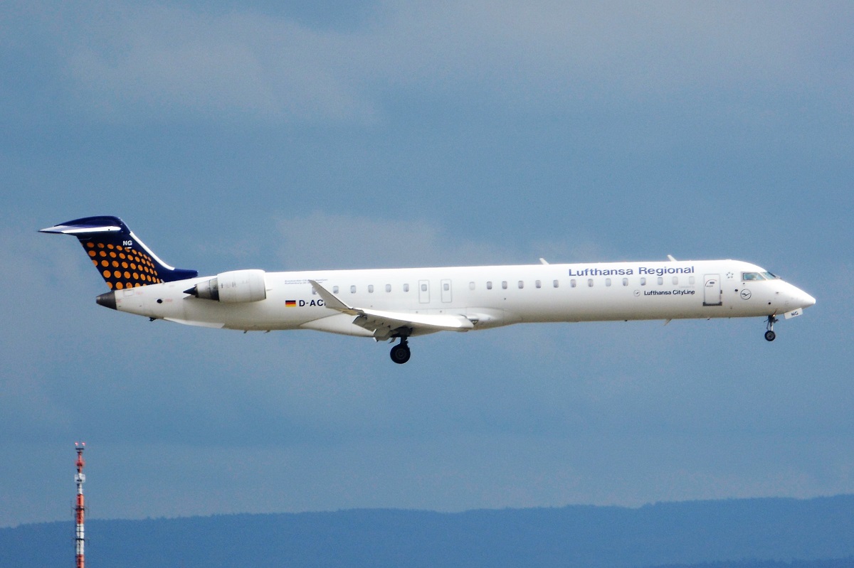 D-ACNG (cn 15245) Bombardier CRJ-900