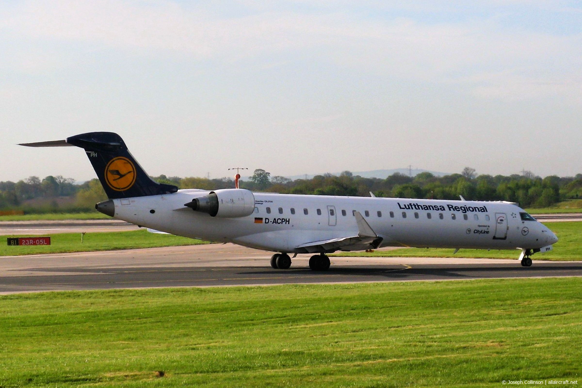 D-ACPH (10043) 2002 Bombardier CRJ-701ER