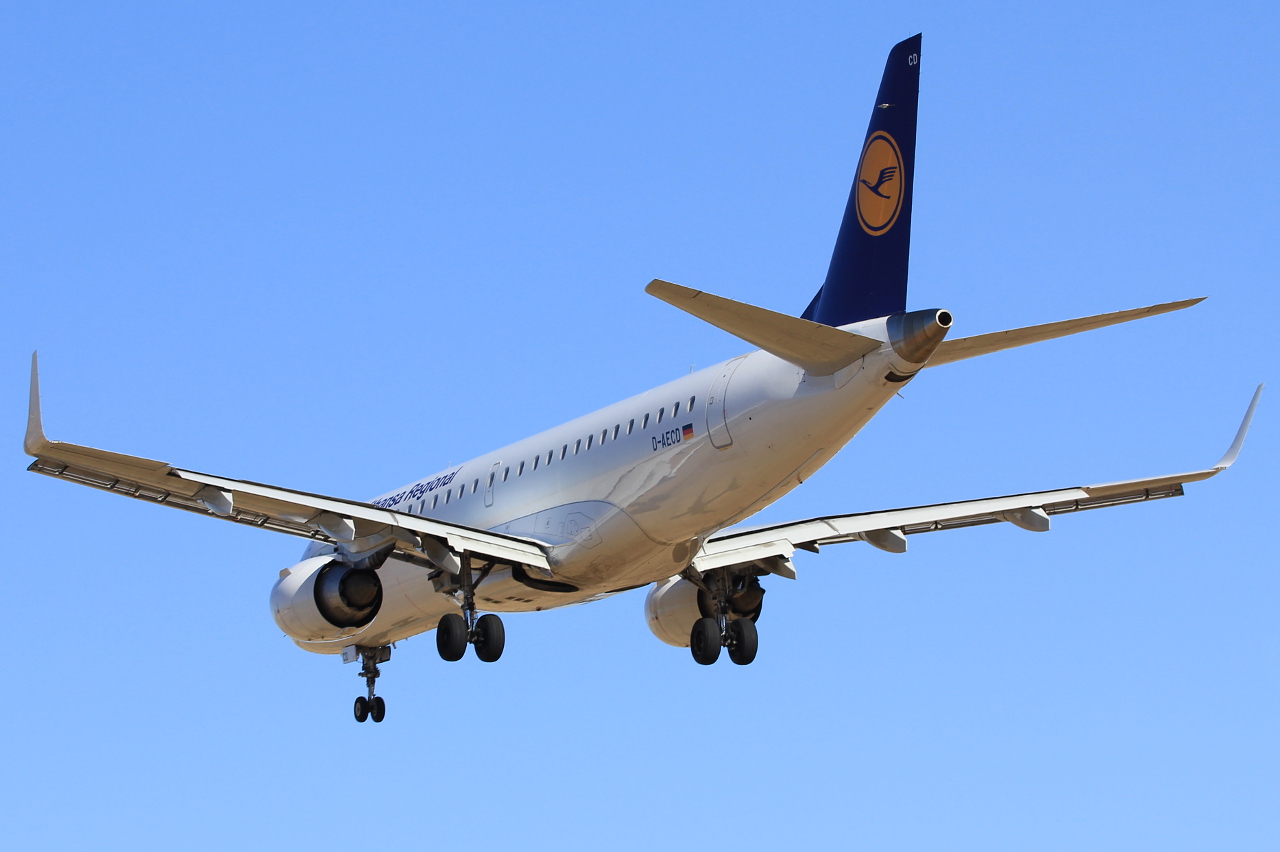 D-AECD (19000337) Embraer 190-100LR