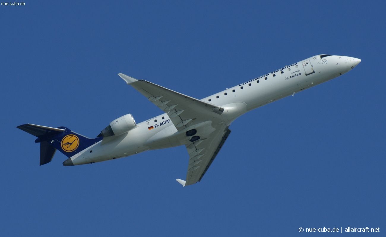 D-ACPE (10027) 2001 Bombardier CRJ-701ER