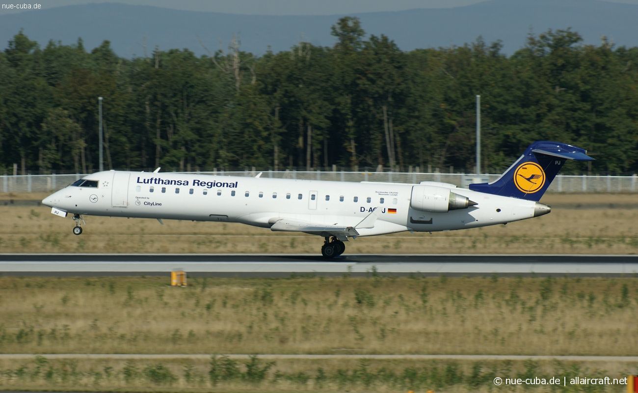 D-ACPJ (10040) 2001 Bombardier CRJ-701ER