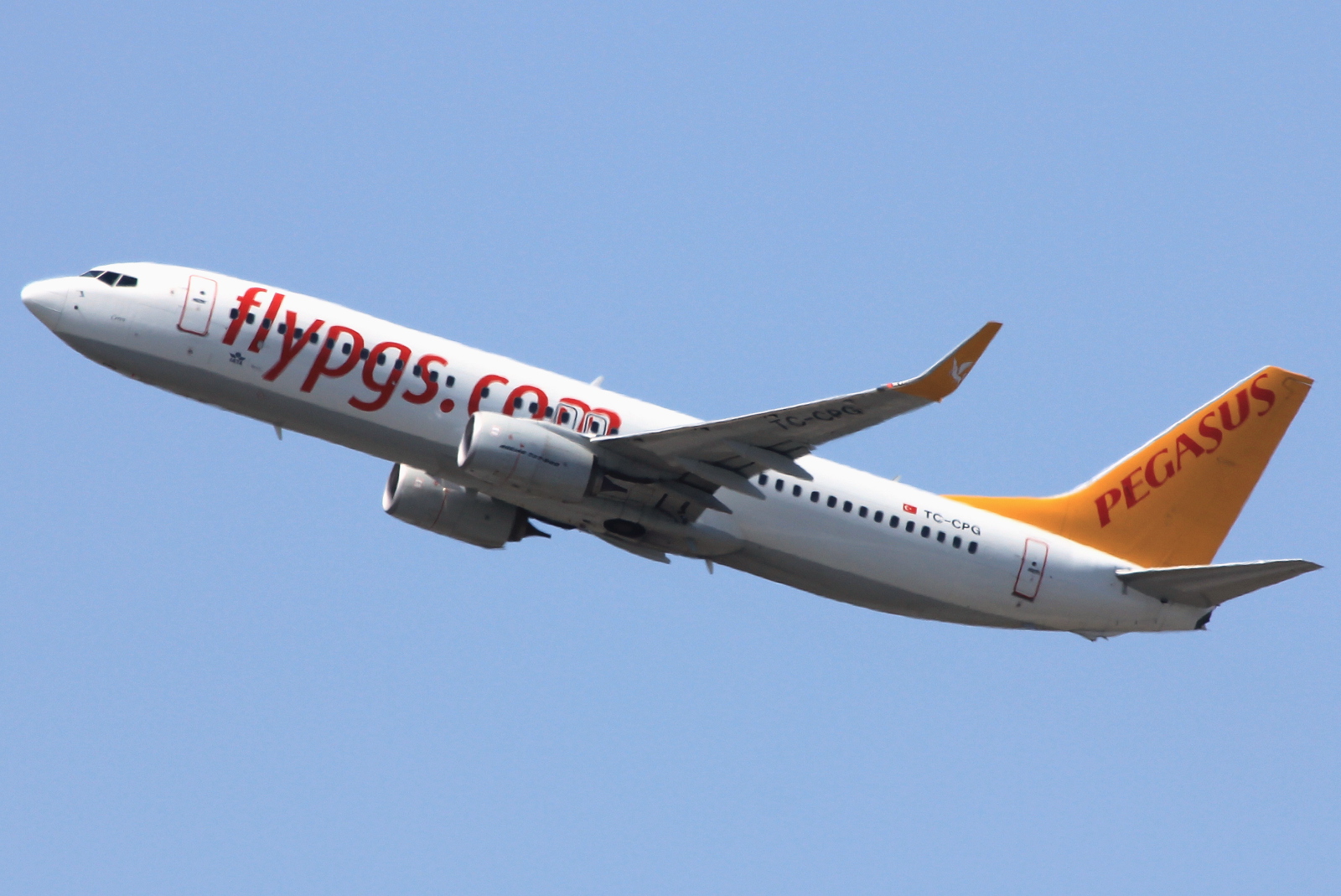 TC-CPG (40880) 2012 Boeing 737-82R WL