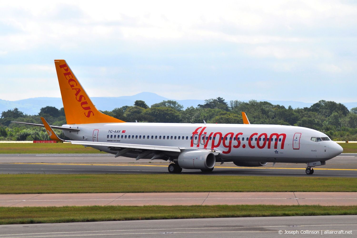 TC-AAY (40879) 2010 Boeing 737-82R(WL)
