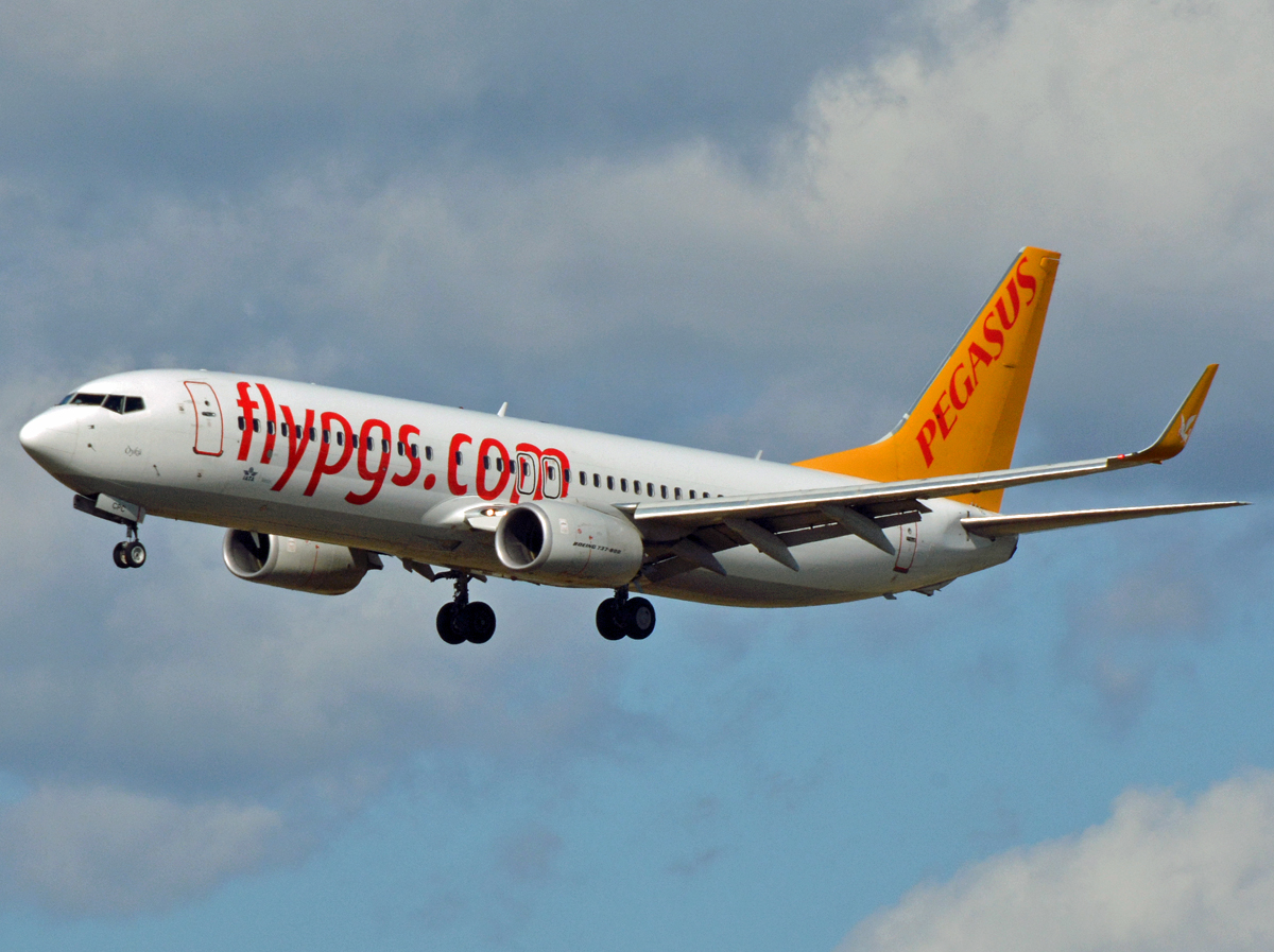 TC-CPC (40878) 2012 Boeing 737-82R WL