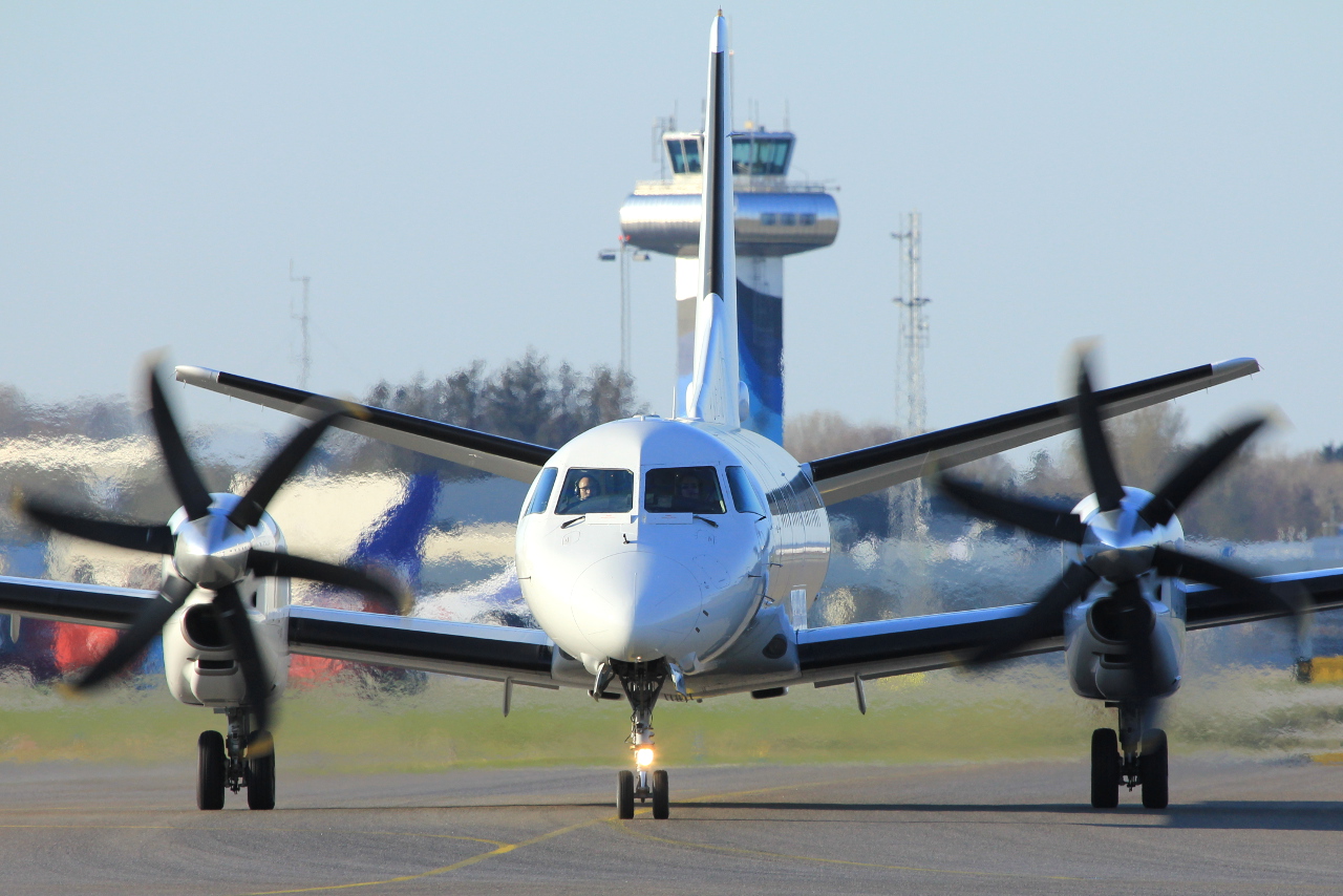 SE-KXK (2000-012) 1995 Saab 2000