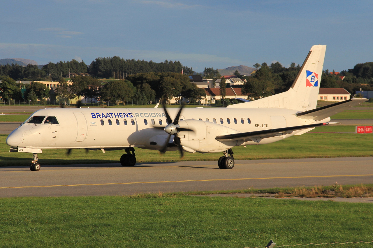 SE-LTU (2000-062) 1999 Saab 2000