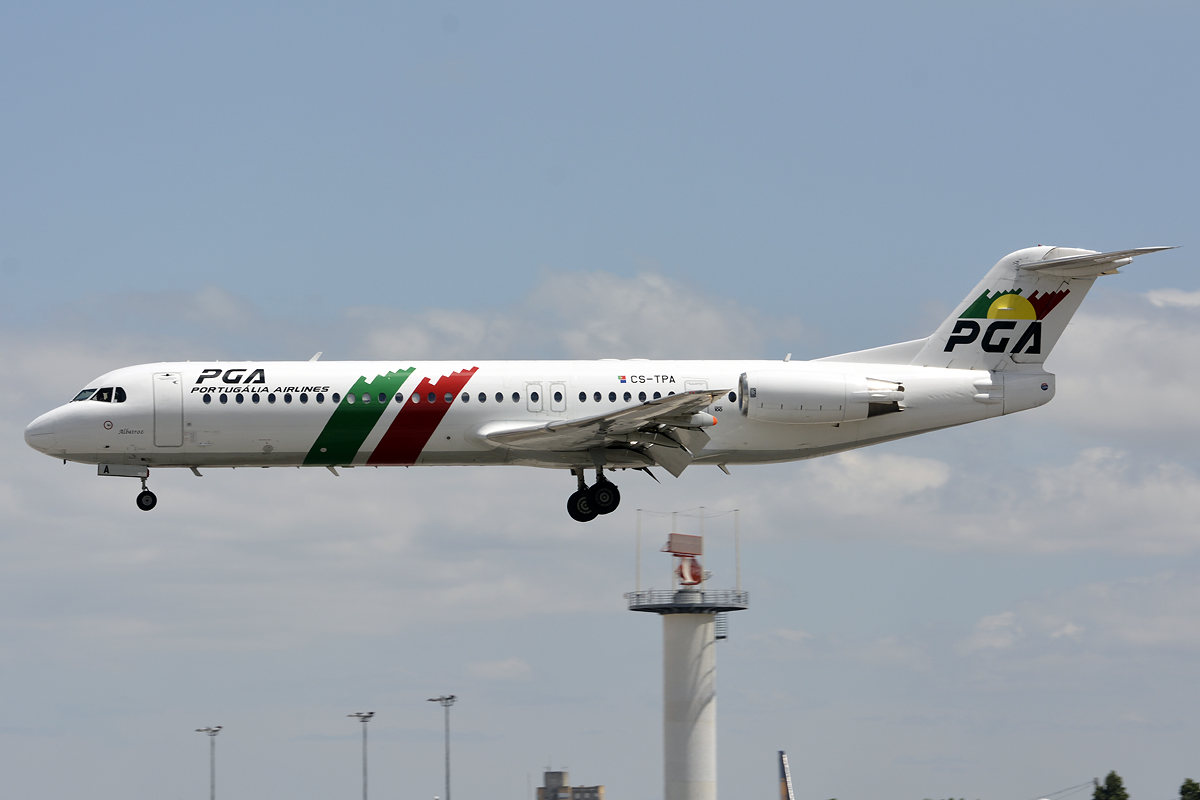 CS-TPA (11257) 1989 Fokker 100