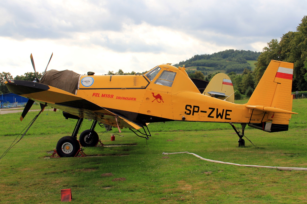 SP-ZWE (1Z006-02) PZL M-18 Dromader