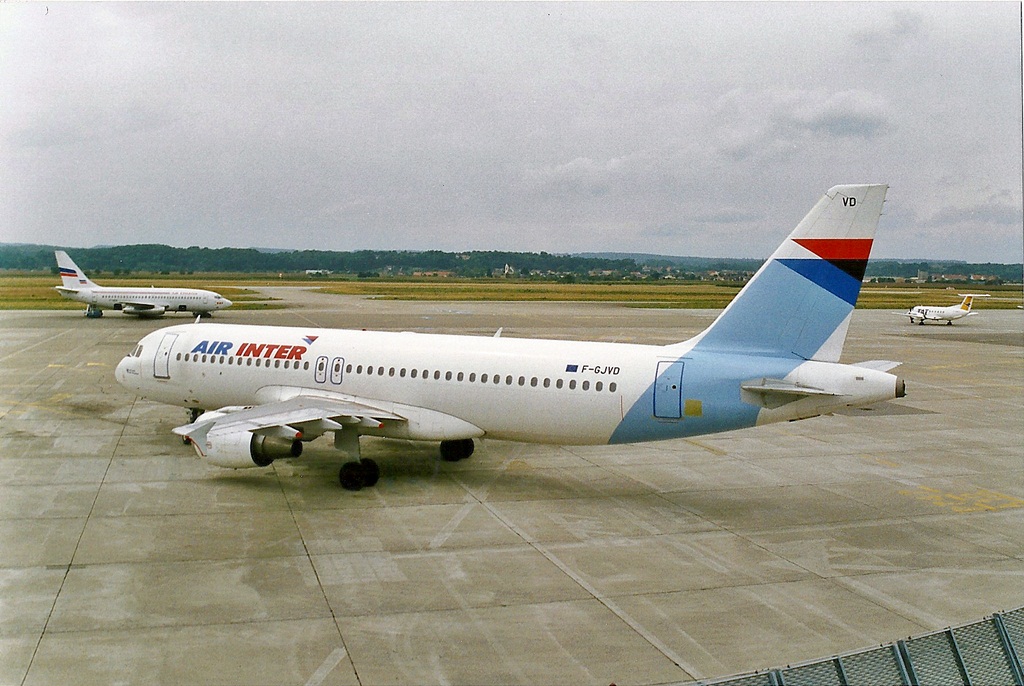 F-GJVD (cn 0211) Airbus A320-211