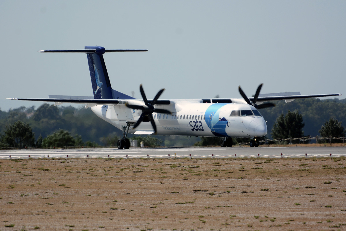CS-TRD (4291) 2009 Bombardier Dash 8-Q402