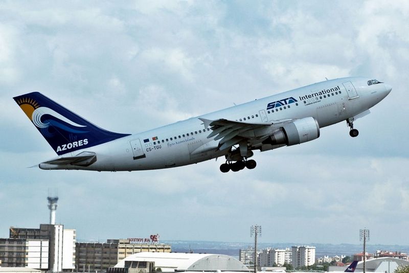 CS-TGU (571) 1991 Airbus A310-304