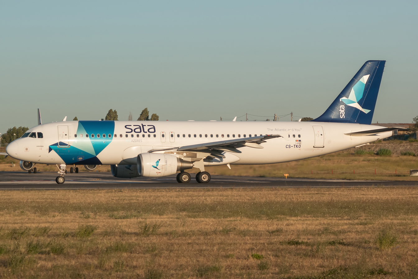 CS-TKO (3891) 2009 Airbus A320-214