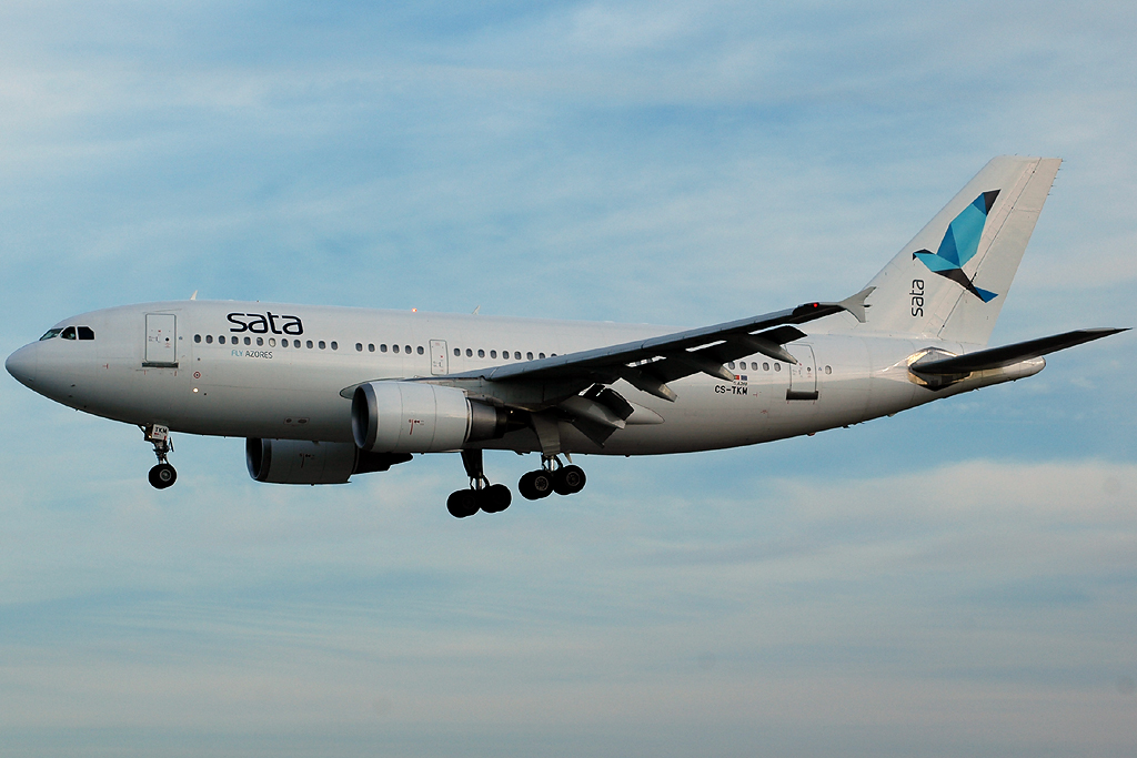 CS-TKM (661) 1992 Airbus A310-304