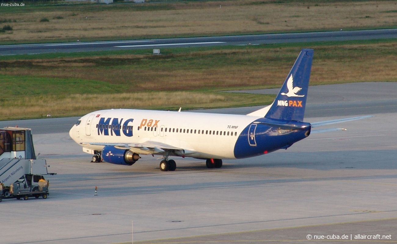 TC-MNF (24126) 1989 Boeing 737-4K5