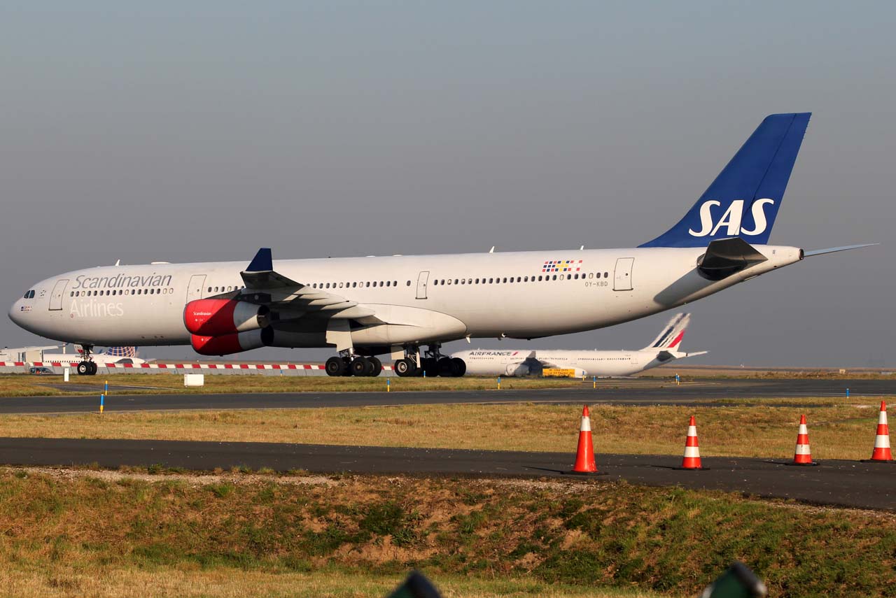 OY-KBD (470) 2002 Airbus A340-313