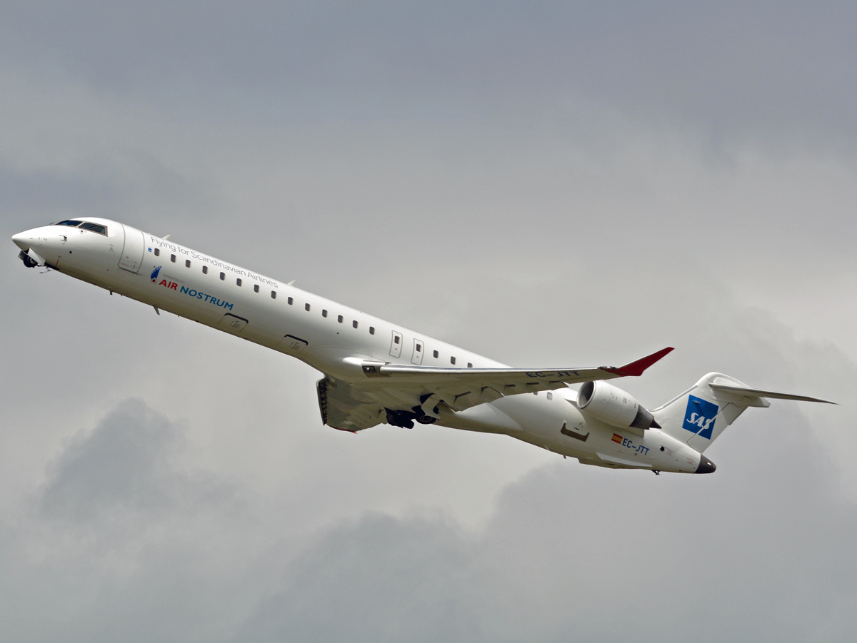 EC-JTT (cn 15074) Bombardier CRJ900ER