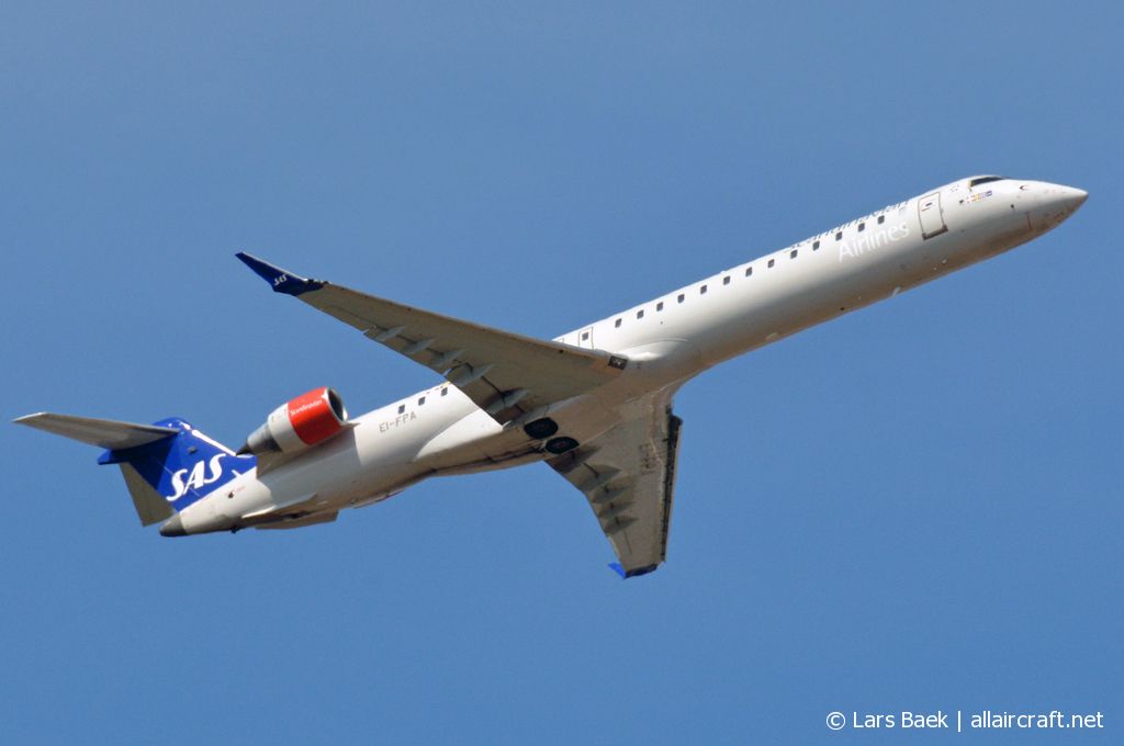 EI-FPA (15398) 2016 Bombardier CRJ-900LR