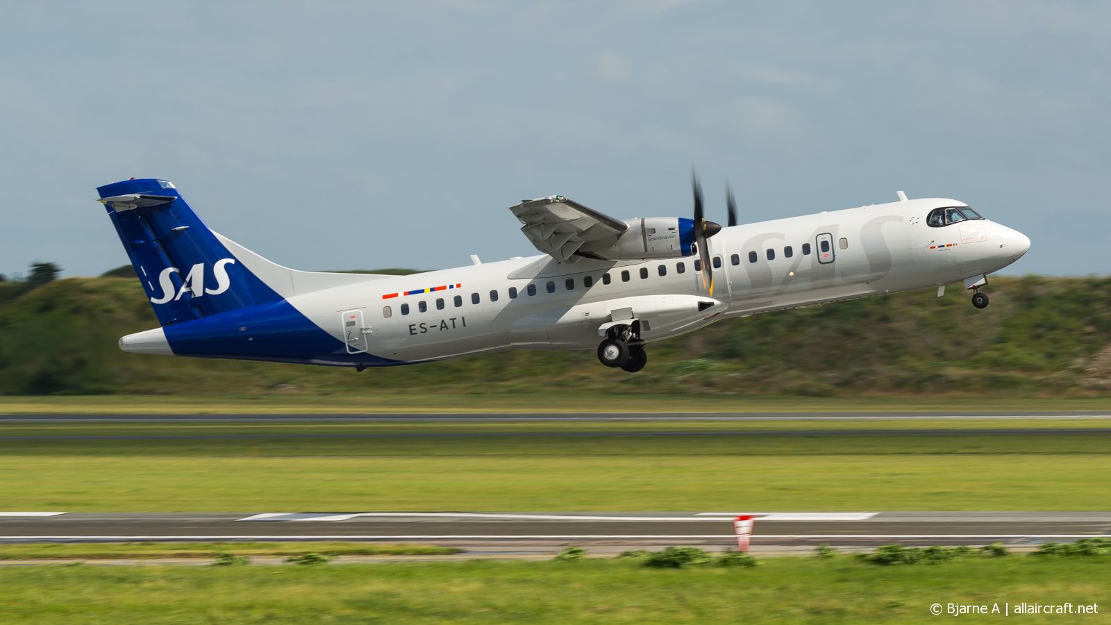 ES-ATI ( 1075 ) 2013 ATR-72-600