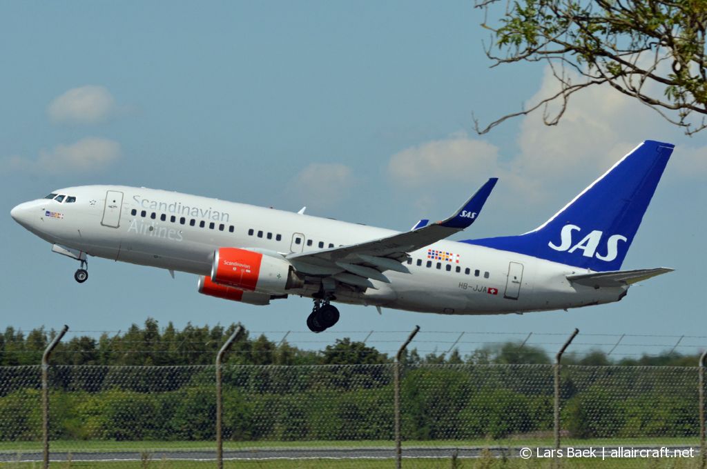 HB-JJA (34303) 2005 Boeing 737-7AK BBJ