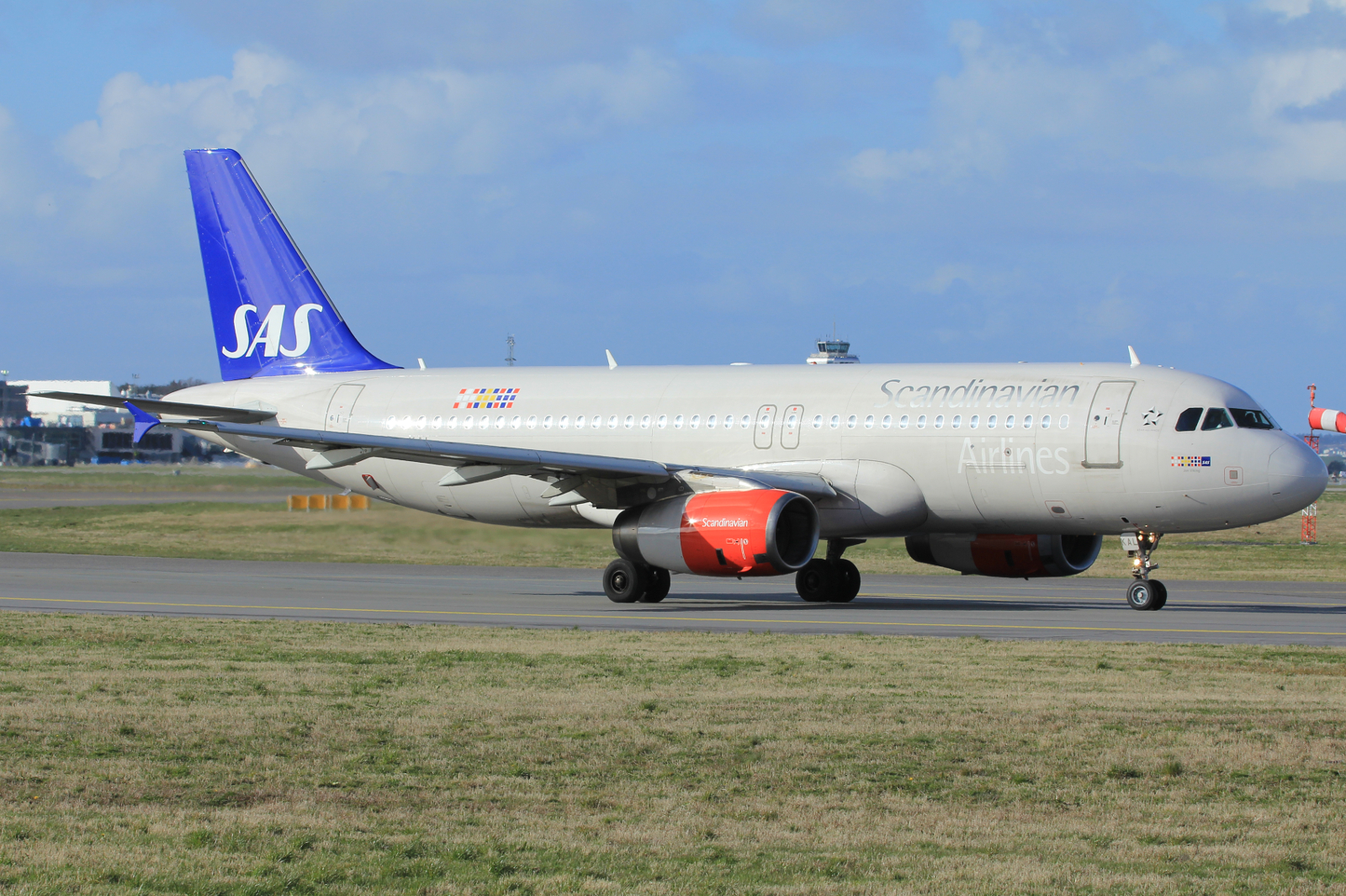 OY-KAL (2883) 2006 Airbus A320-232