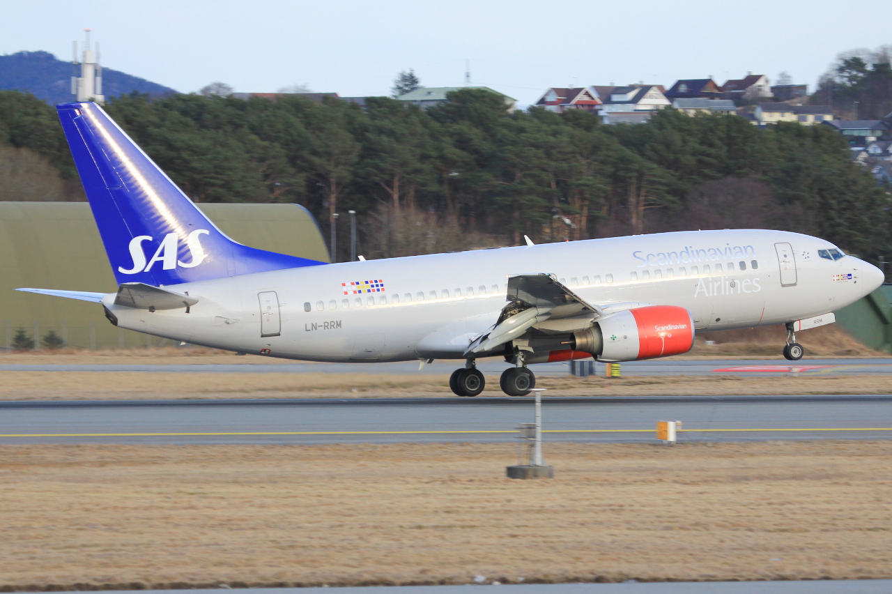 LN-RRM (28314) 1999 Boeing 737-783