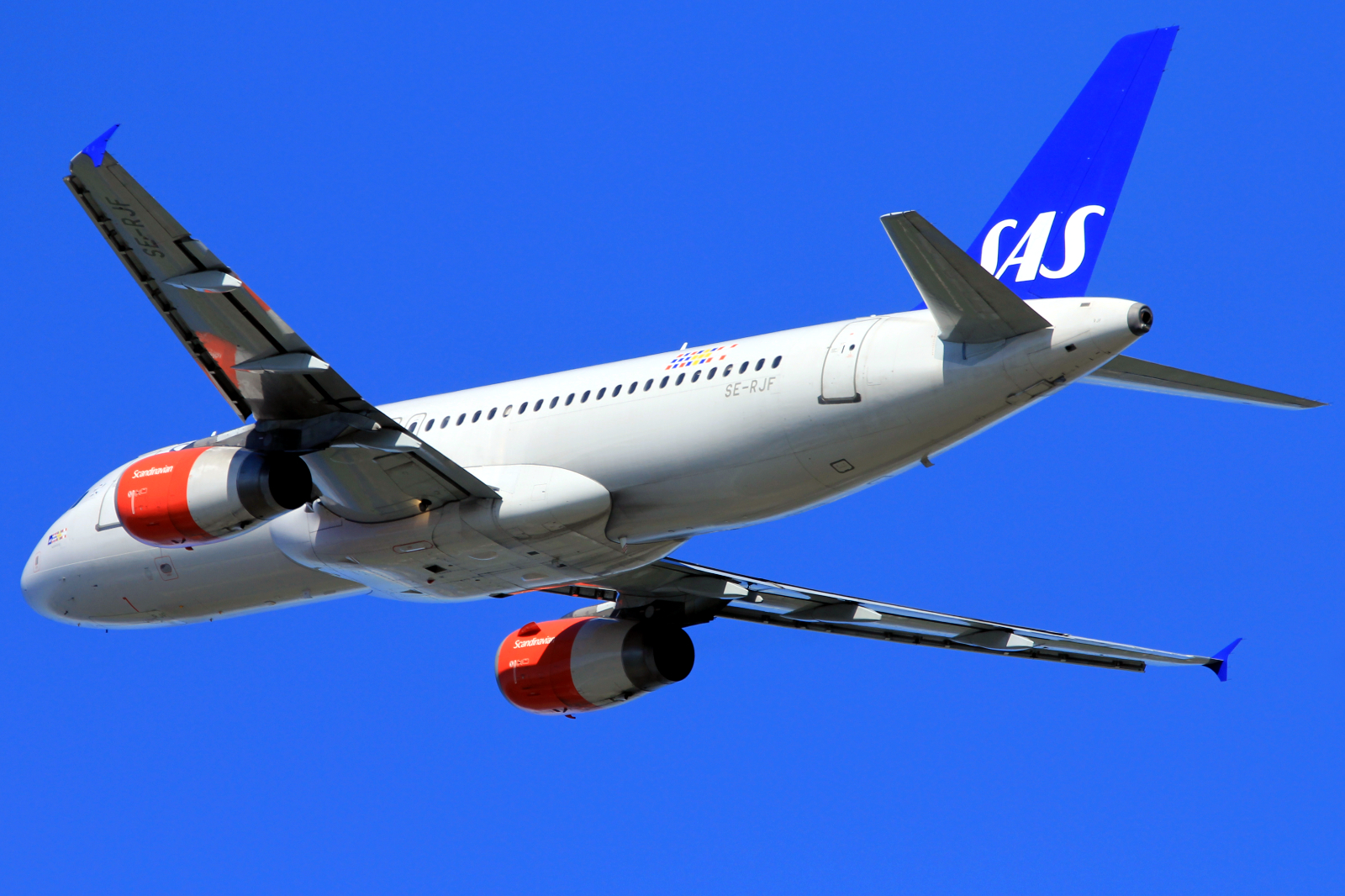 SE-RJF (1383) 2000 Airbus A320-232
