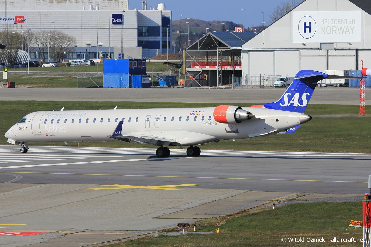 OY-KFG (15237) 2009 Bombardier CRJ-900