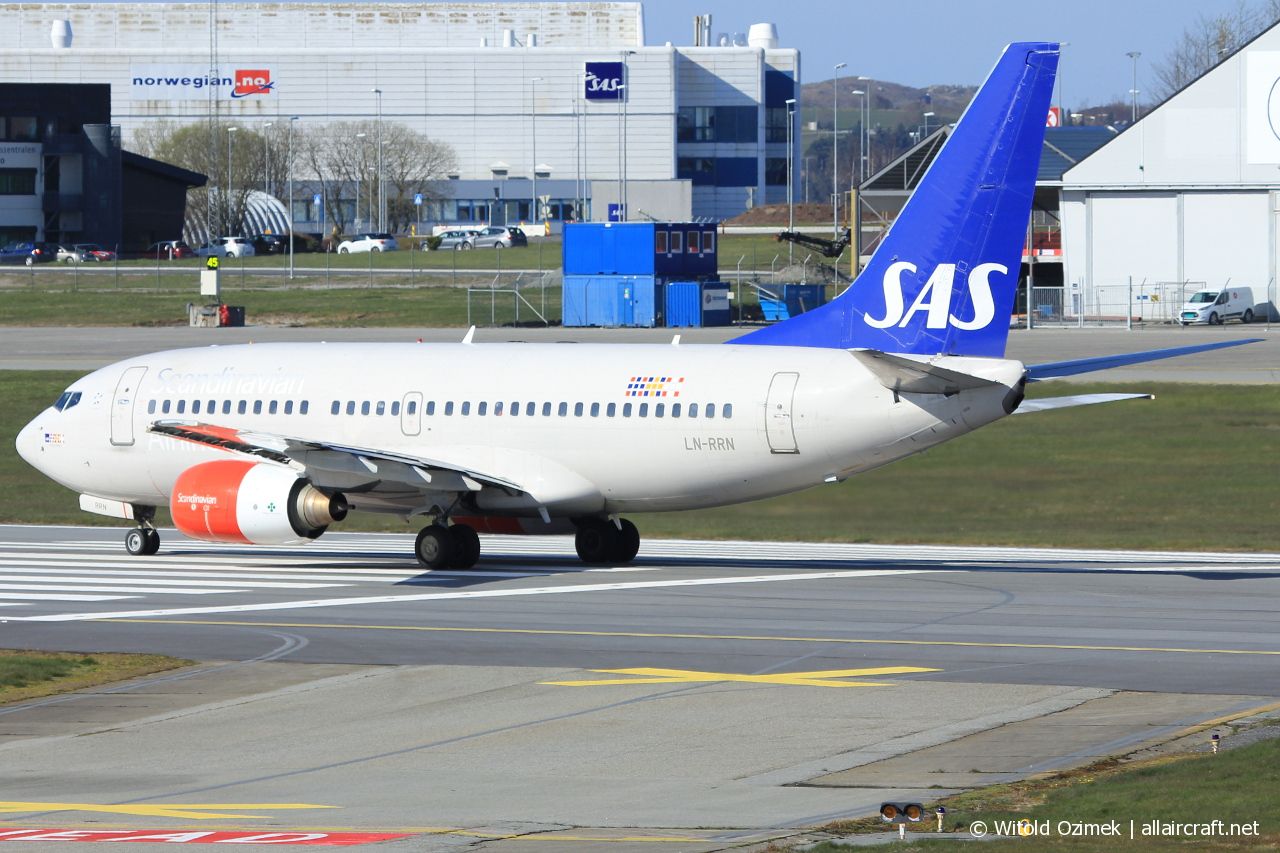 LN-RRN (30191) 1999 Boeing 737-783