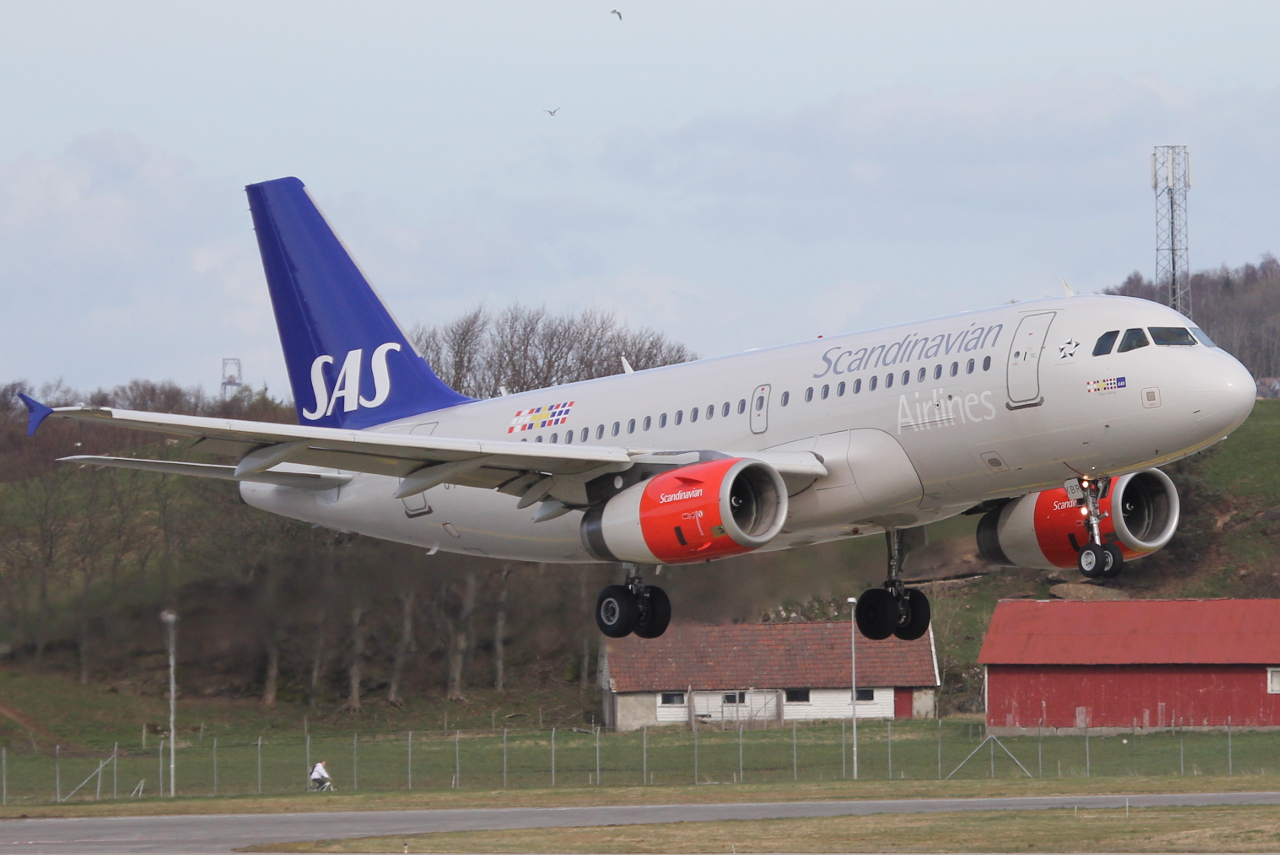 OY-KBR (3231) 2007 Airbus A319-132