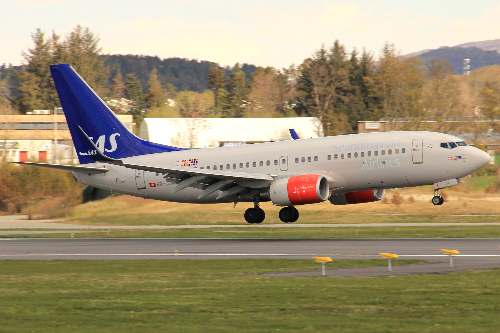 HB-JJA (34303) 2005 Boeing 737-7AK BBJ