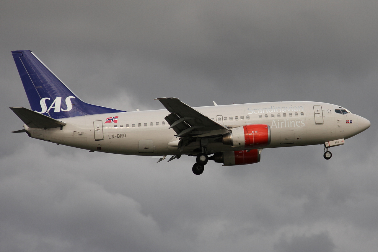 LN-BRO (24647) 1991 Boeing 737-505