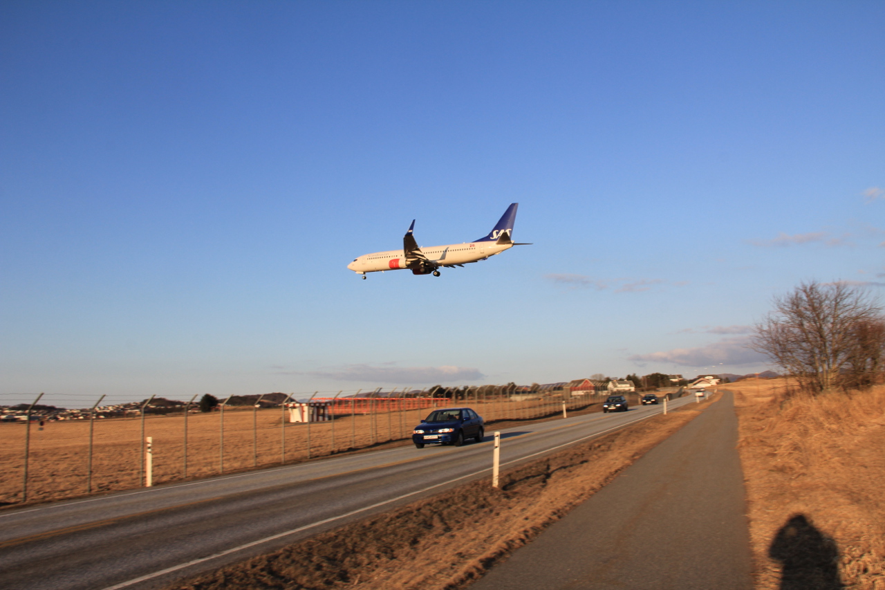 LN-RRE (35706) 2008 Boeing 737-85P(WL)