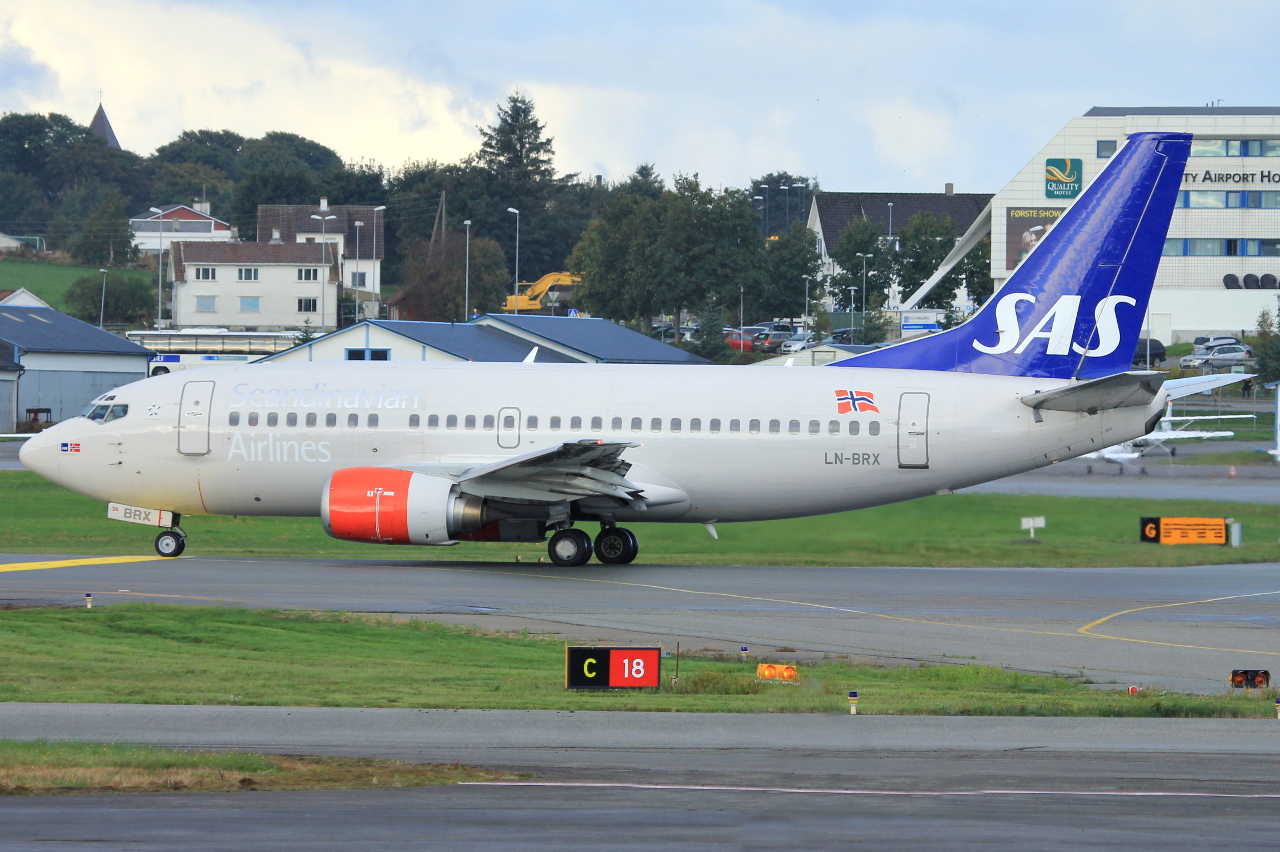 LN-BRX (25797) 1993 Boeing 737-505
