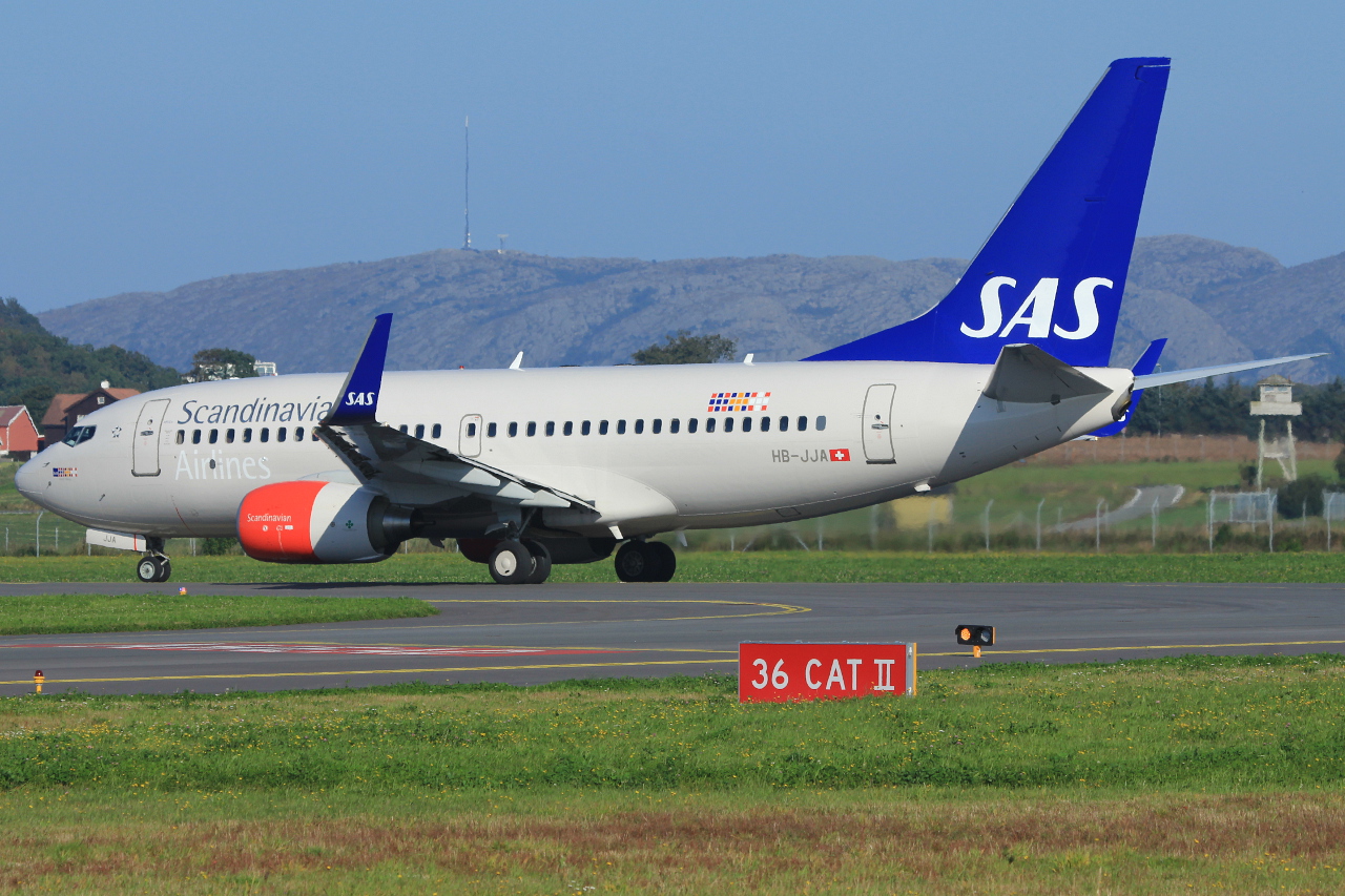HB-JJA (34303) 2005 Boeing 737-7AK BBJ