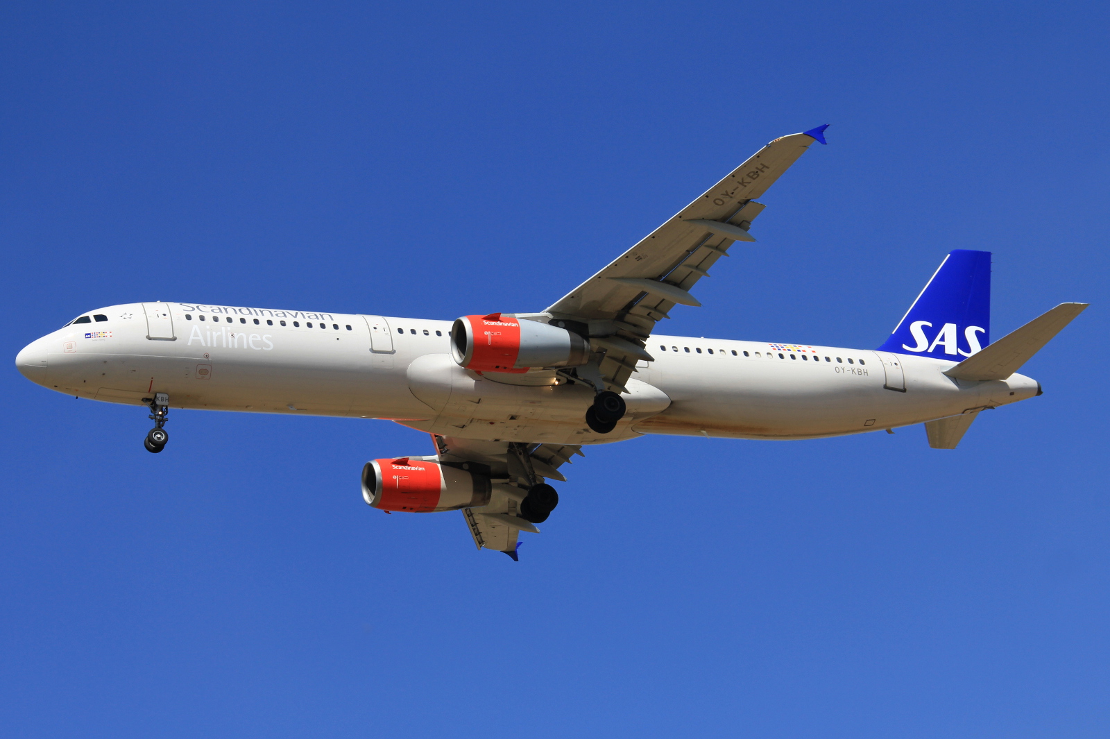 OY-KBH (cn 1675) Airbus A321-232