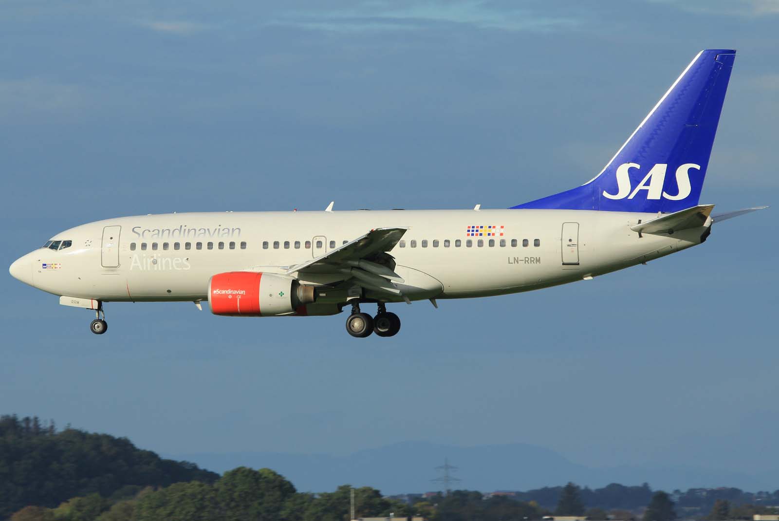 LN-RRM (28314) 1999 Boeing 737-783