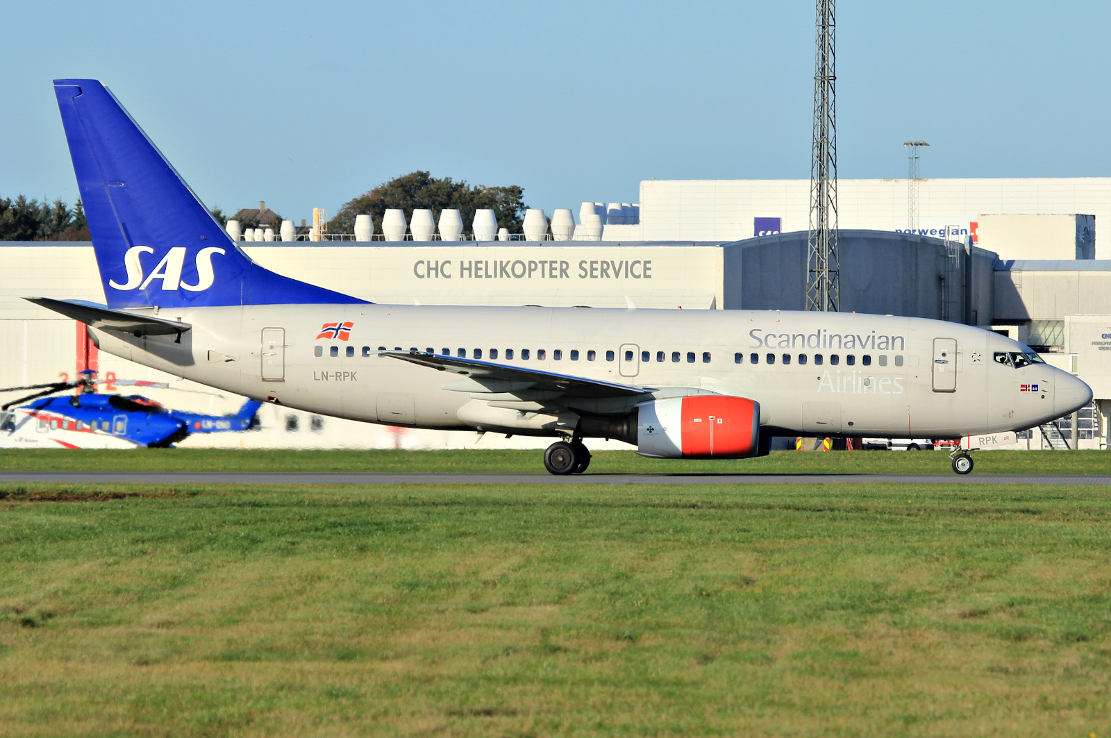 LN-RPK (28317) 2000 Boeing 737-783