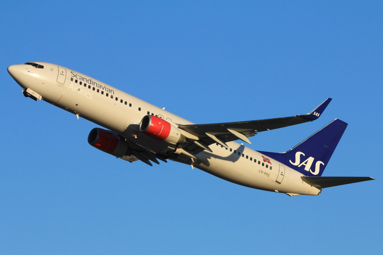 LN-RRE (35706) 2008 Boeing 737-85P(WL)