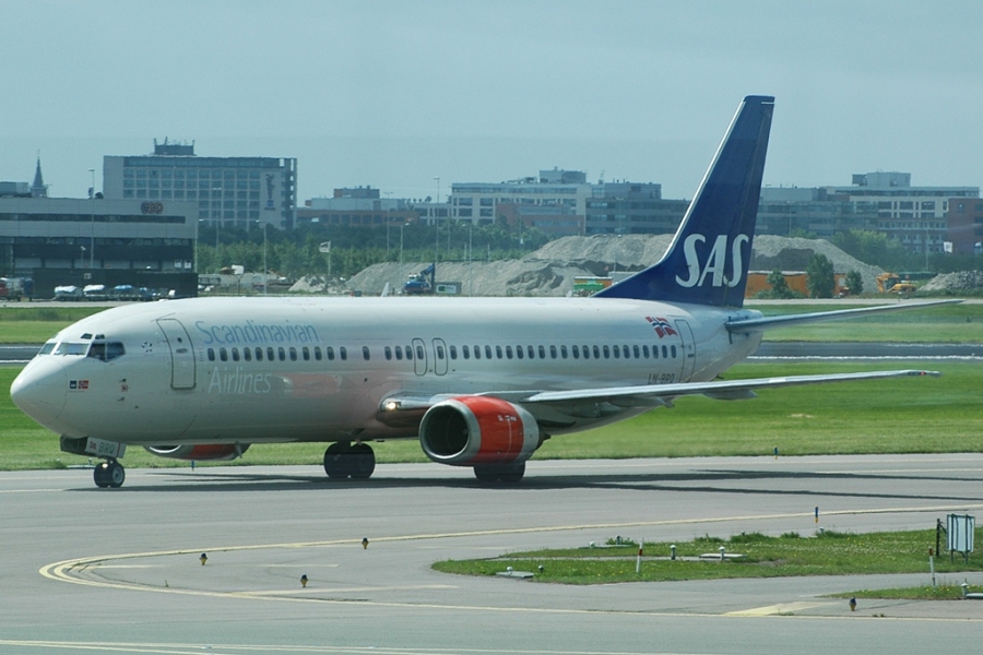 LN-BRO (24647) 1991 Boeing 737-505