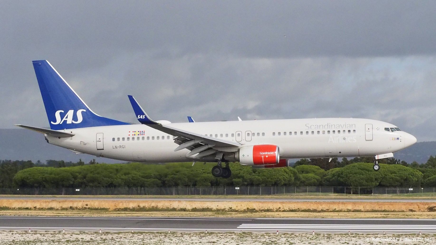 LN-RGI (35646) 2014 Boeing 737-86N(WL)