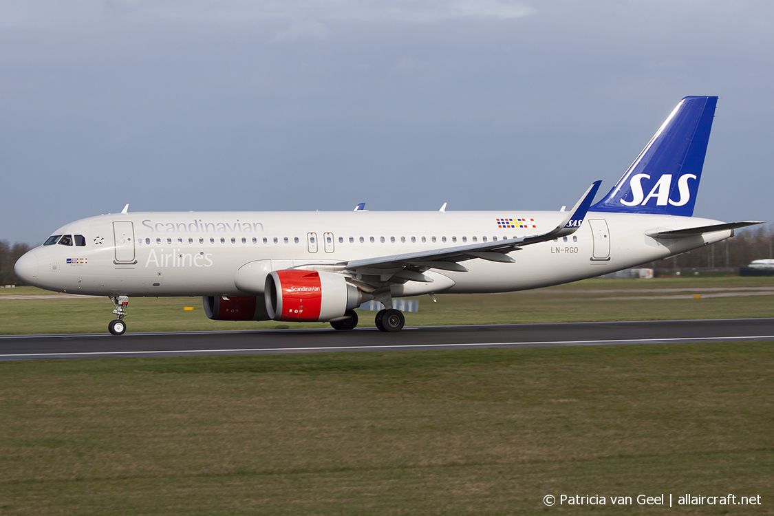 LN-RGO (7352) 2016 Airbus A320-251N