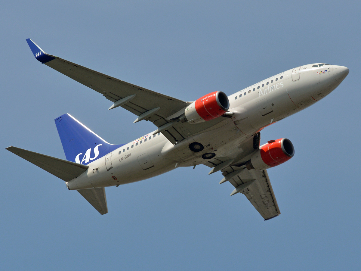 LN-RNW (34549) 2010 Boeing 737-783(WL)