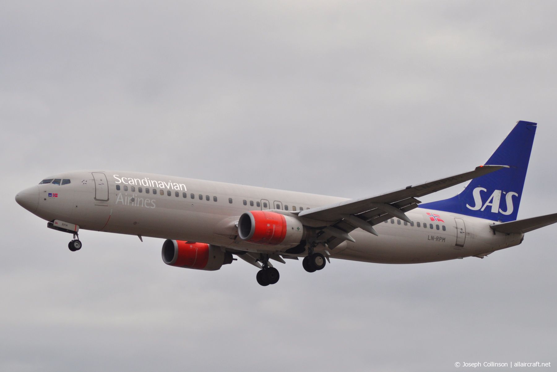 LN-RPM (30195) 2000 Boeing 737-883