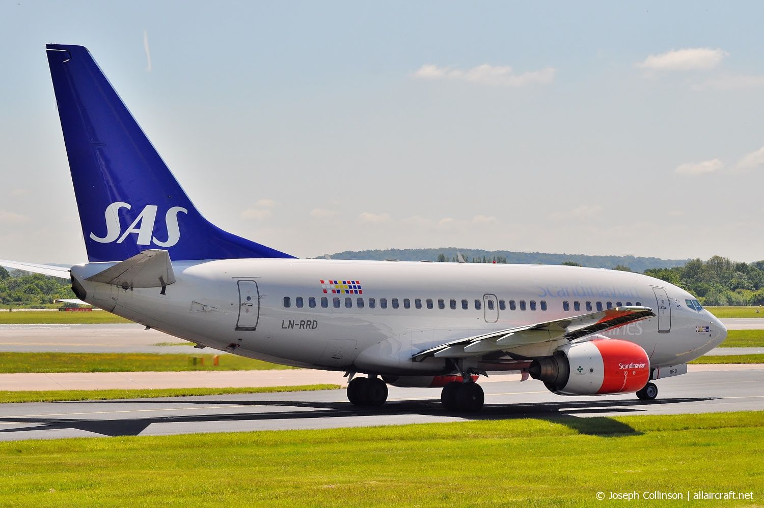 LN-RRD (28301) 1999 Boeing 737-683