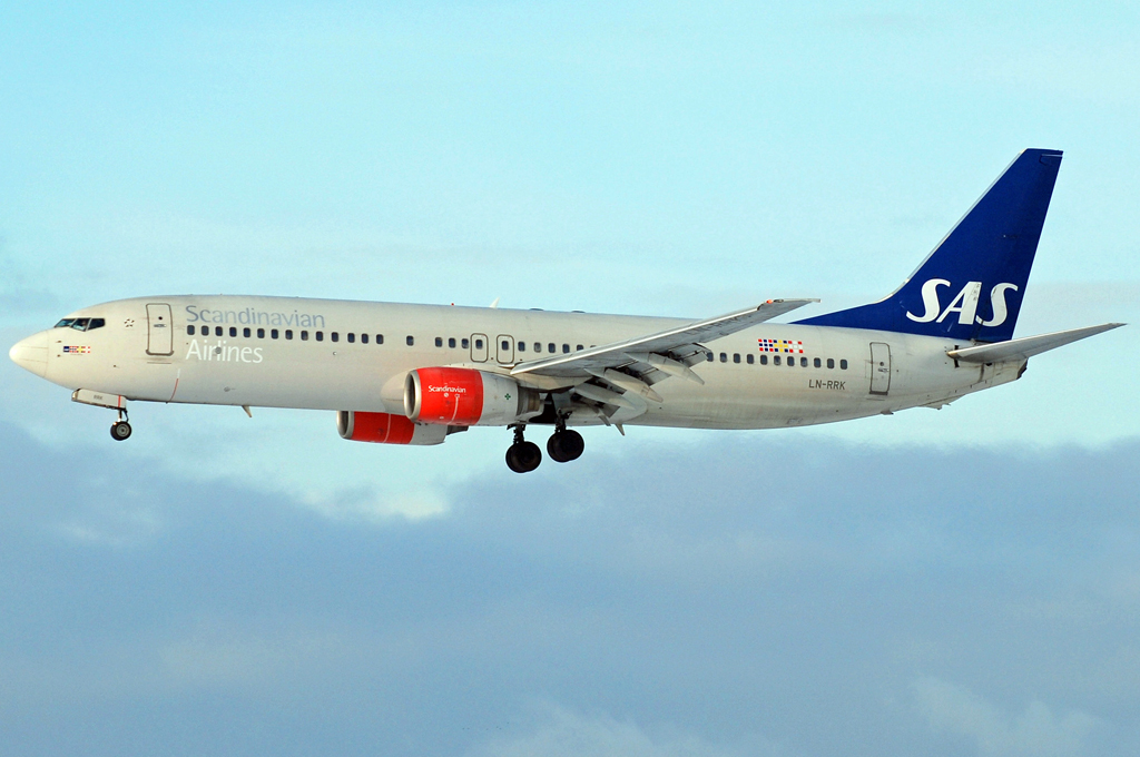 LN-RRK (32278) 2002 Boeing 737-883